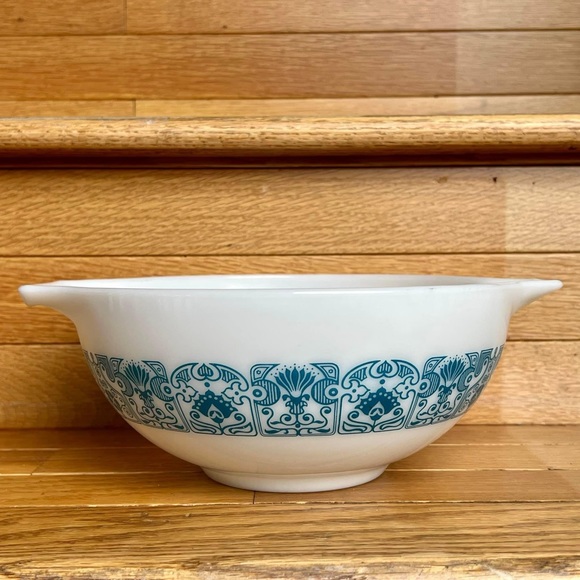 6.5x8 Vintage PYREX Dishes for Baking Serving Storage Ovenware - Picture 15 of 16